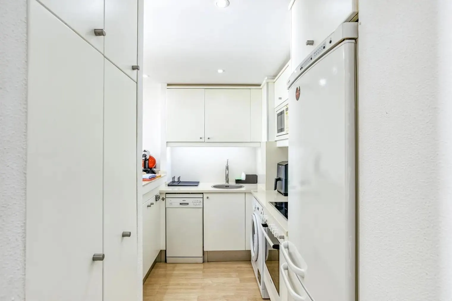 Apartament Amb Piscina I Zona Enjardinada 로지즈 아파트